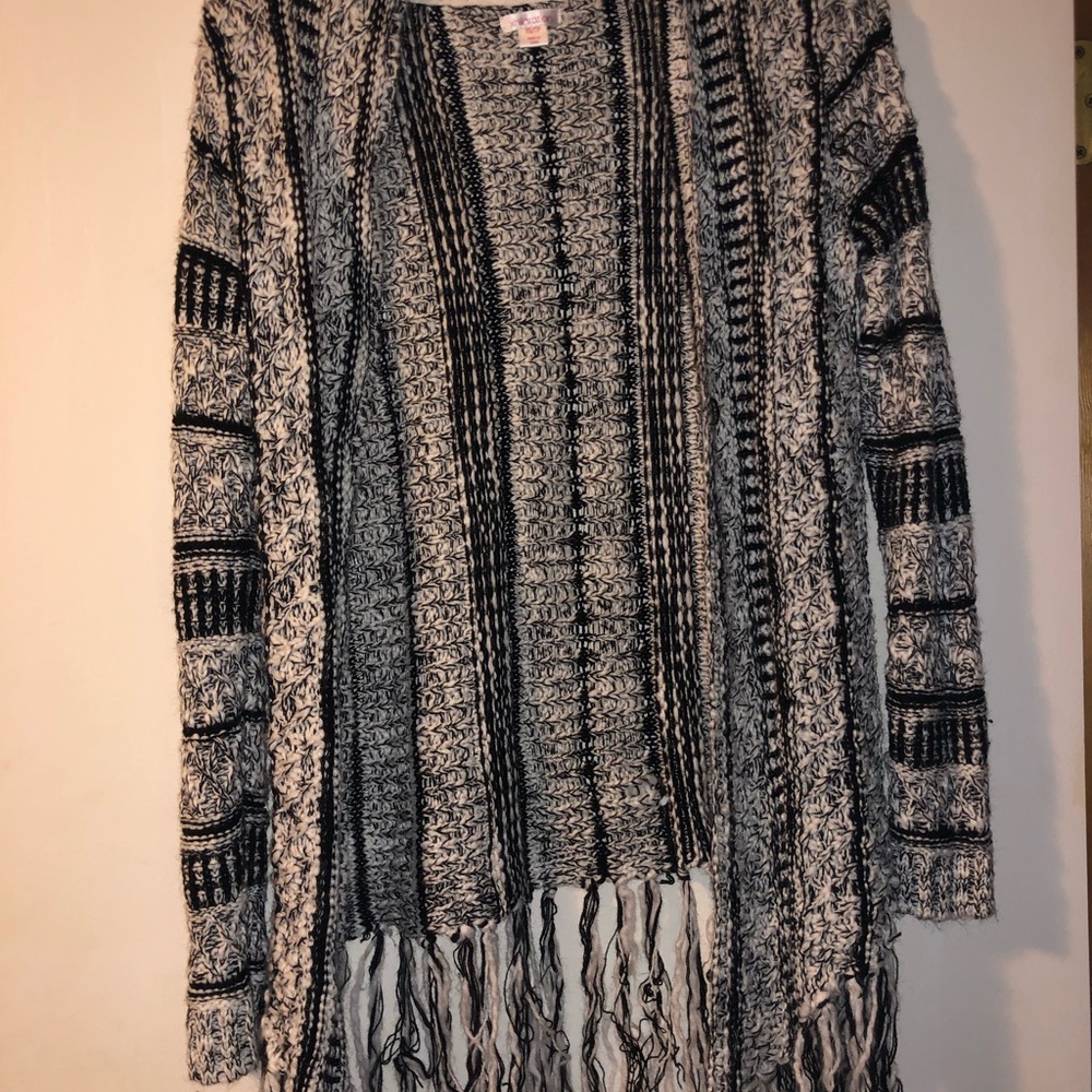 Frayed cardigan